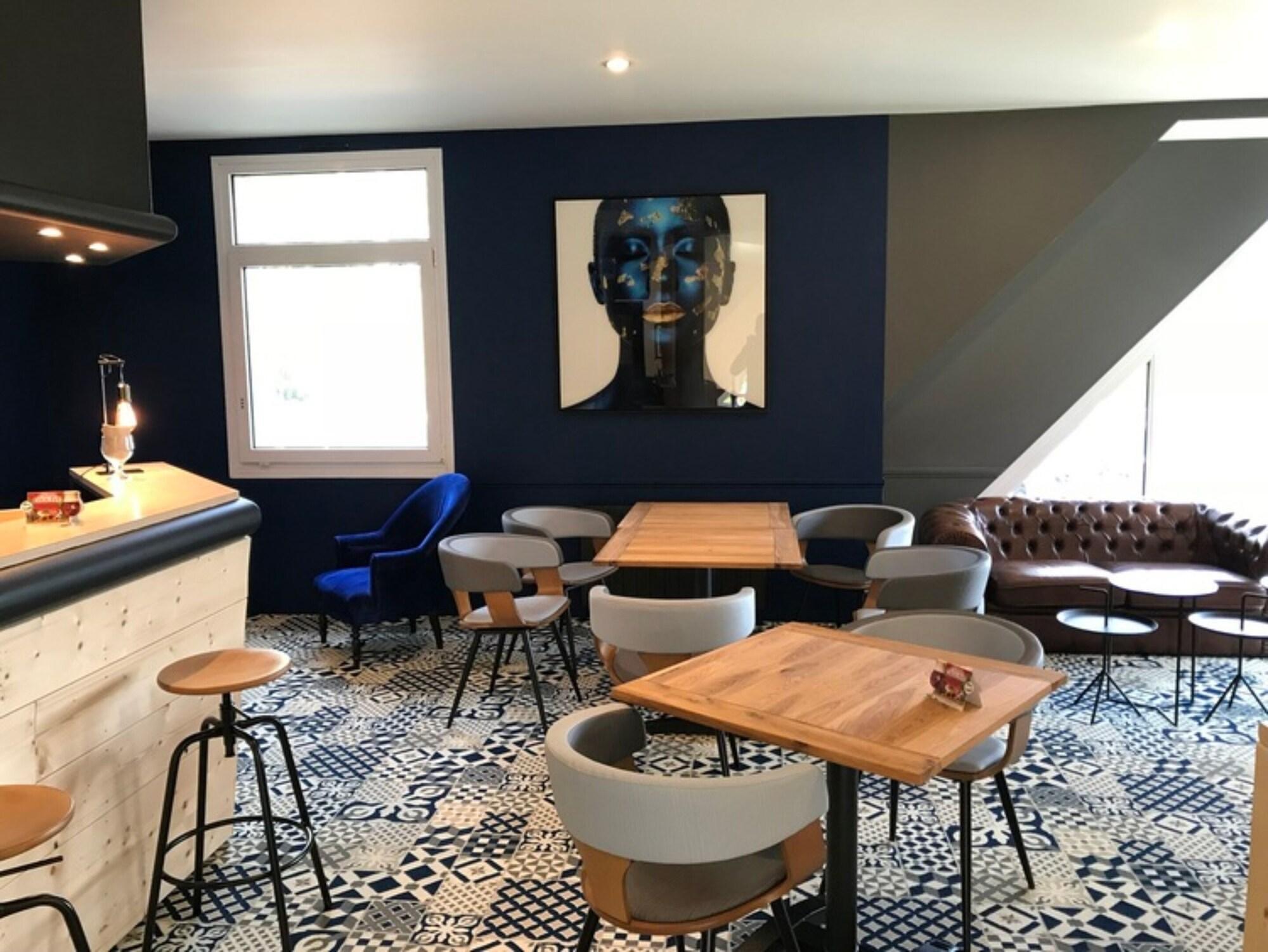 Le Manoir Hotell Orchies Eksteriør bilde