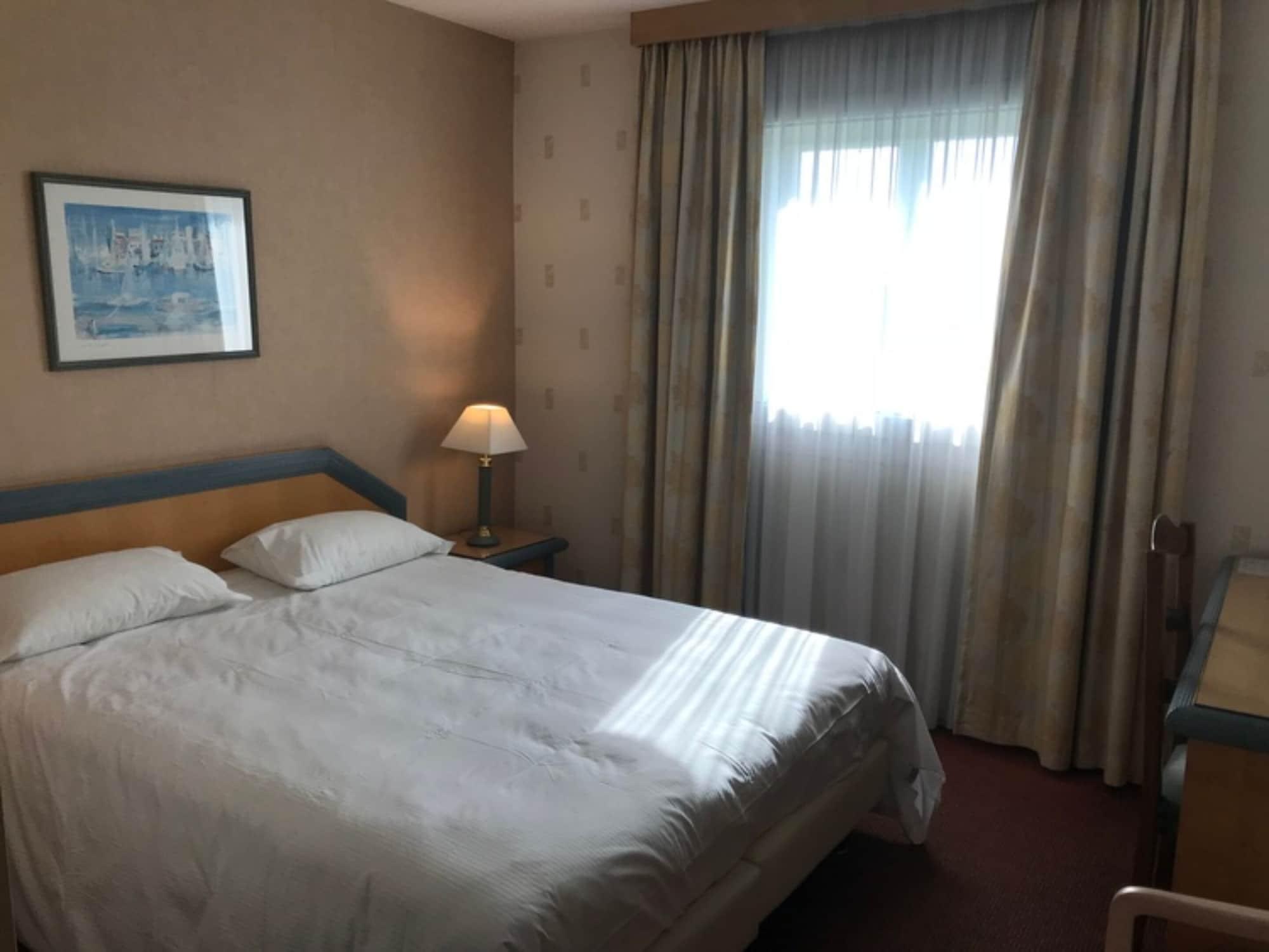 Le Manoir Hotell Orchies Eksteriør bilde